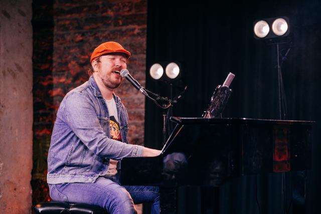 Rene Paul klaveri taga